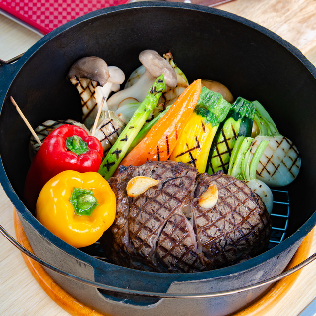 「タベダス」エアーズロックバーベキュープランの一例｜Xtrem Aventures 白馬つがいけ WOW!（エクストリーム・アベンチャーズ ハクバ ツガイケ ワオ）