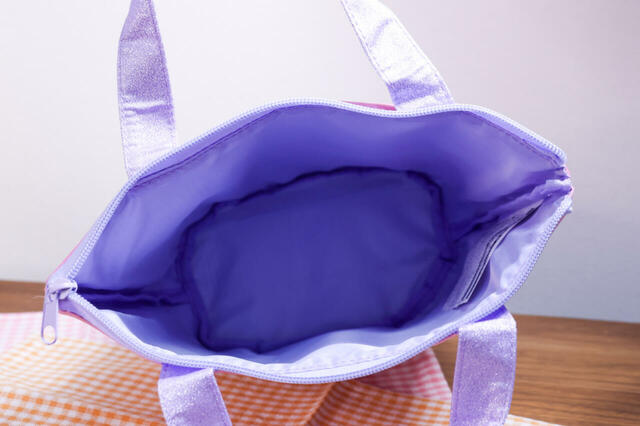 スーベニアランチケース +1400円|内側はパープル