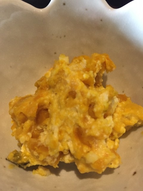 副菜のさつまいもの練り物。ほどよい甘さ。