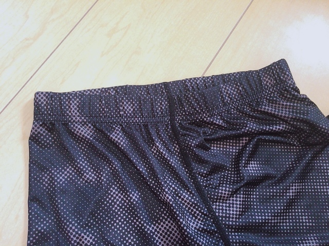 【ワークマン レディース クールシールドネオ レギンス】腰もゴムがよく伸び、きつくない