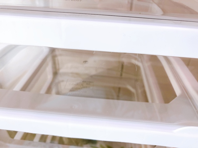 【アイリスオーヤマ スーパークリアチェスト SCE-1000】まずは書類を全て出します