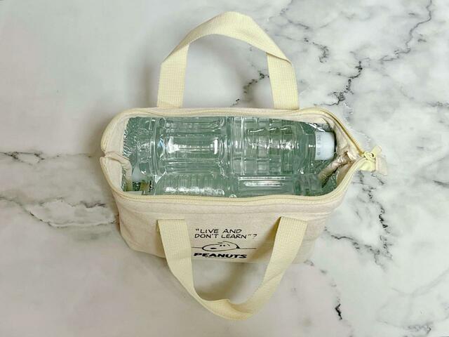 【SPRiNG7月号増刊付録】「スヌーピー保冷機能付きランチバッグ」500mlのペットボトルは4本収納可能です♪