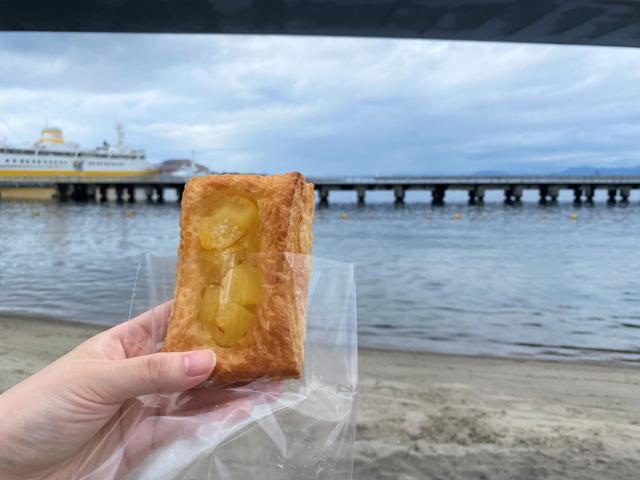 【赤い林檎 本店】クランブルアップルパイ（390円）