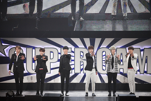 SUPER JUNIOR＠東京・有明コロシアム