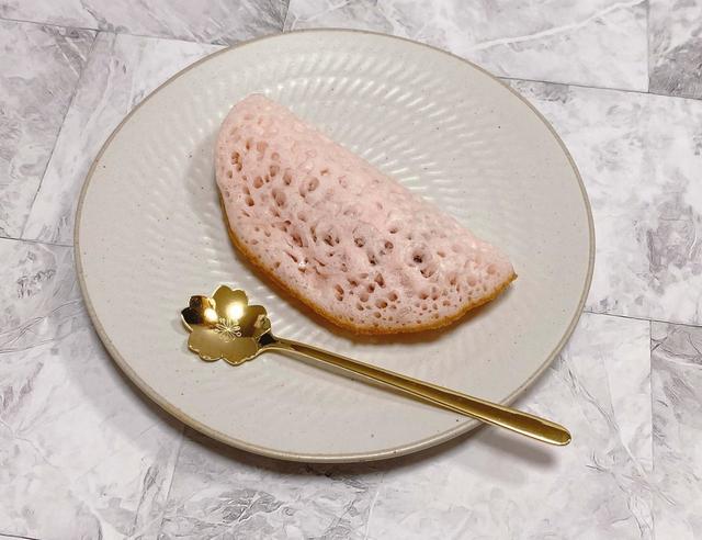 【ナチュラルキッチン】丸皿　飛鉋ホワイト／税込330円