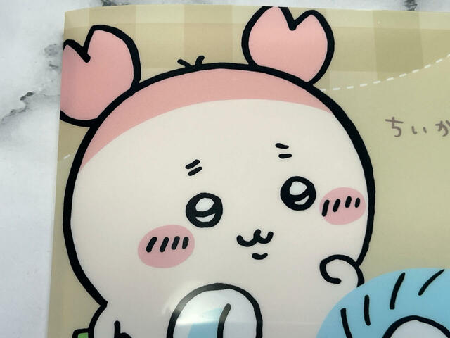 モブから唯一昇格したカニちゃんこと古本屋。モモンガのお世話をする優しい子です♪