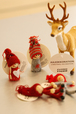 フェルトニッセ：100円　トナカイ：300円　Xmas ニッセ：２個で100円（左上から時計回り）