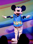ミッキーは全参加！