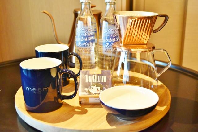 「メズム東京」のオリジナルコーヒーがハンドドリップで楽しめる。不二家ミルキーはメズム東京オリジナル