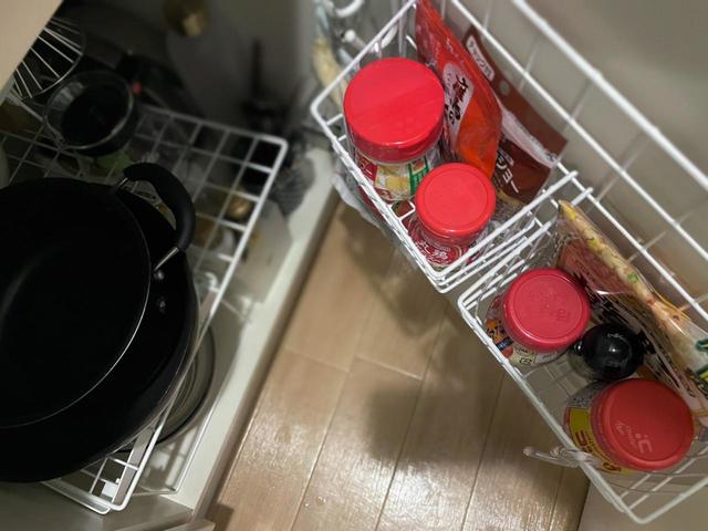 「ドア裏収納」で収納スペースが増えた