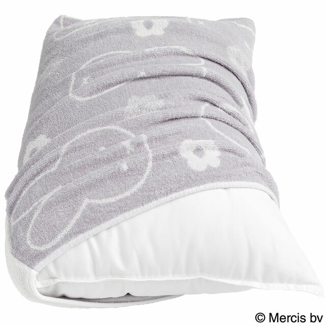 「のびのび枕カバー ミッフィー お花（グレー）」1,980円（税込）