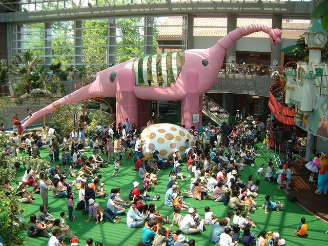 とちぎわんぱく公園／大迫力！恐竜とお話できる屋内公園