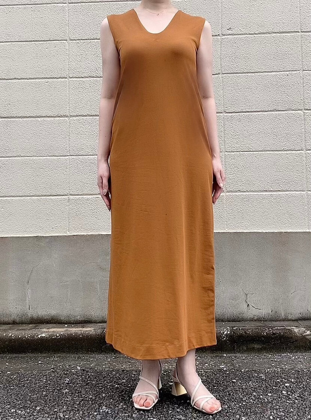 【UNIQLO（ユニクロ）】エアリズムコットンブラワンピース（ノースリーブ）ブラウンSサイズ着用