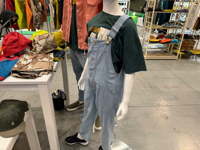 【ワークマン Green TECH ジュニアDENIMオーバーオール】カラーはオールドローズ、グリーン、イエロー、インディゴブルーがあります
