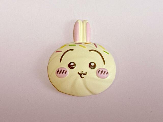 ホイップクリームのようなふんわりとした質感がかわいい!うさぎはチョコスプレーを頭に乗せています♪