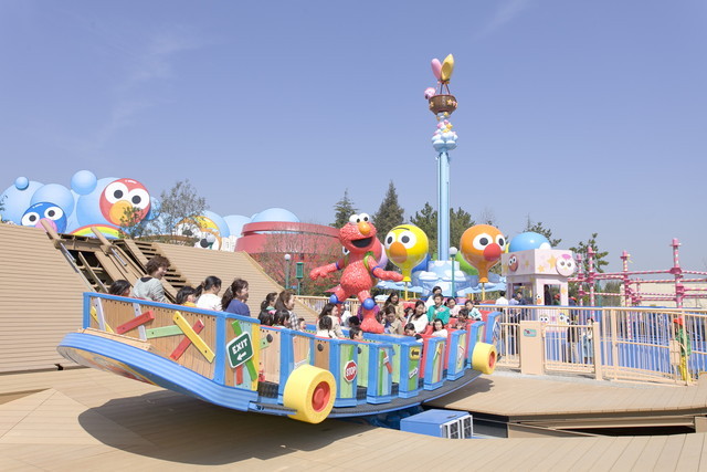 エルモのゴーゴー・スケートボード