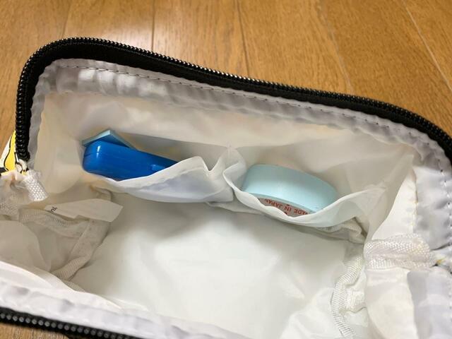 【リンネル×フィンレイソン 付録ポーチ】小さな文具類にフィットする内ポケット