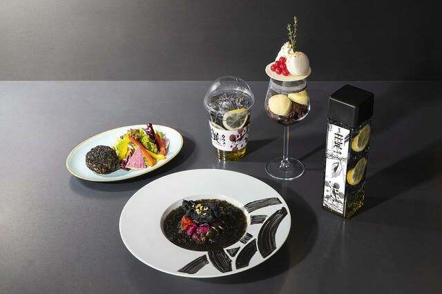 「【音柱】 宇髄天元」＜期間：2024年11月2日～2025年3月2日（予定）＞【鬼滅の刃「柱展カフェ」開催！9人の“柱”にフォーカスしたメニューが勢揃い！名言入り特典グッズも！】