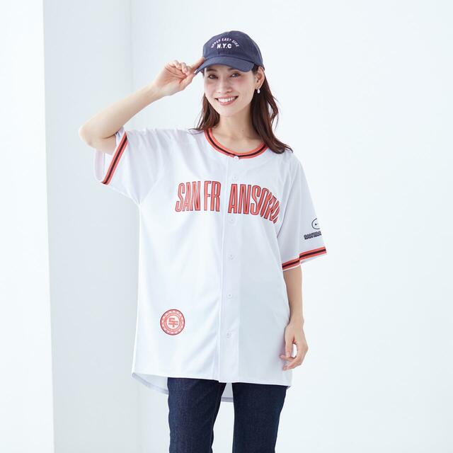 「Disney Fantasy Shop（ディズニー ファンタジー ショップ）」新コレクション「Voyage of Stories（ヴォヤッジ オブ ストーリーズ） ～空想旅スーベニア～」第1弾：『ベイマックス』 ベースボールシャツ｜3,990円（税込）