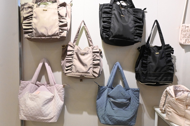 【Francfranc】トラベルバッグが充実のラインナップ!