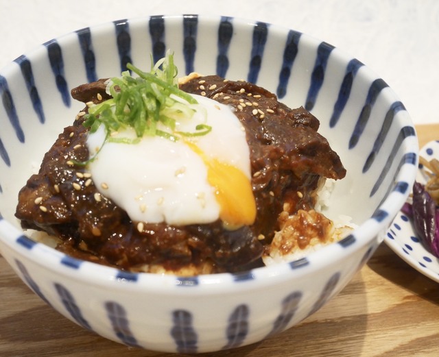 ボリューム満点“とうふめし”