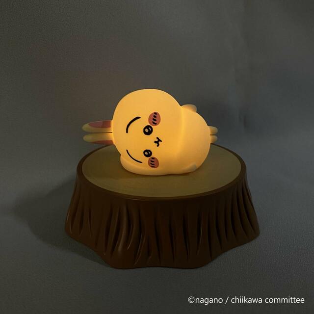 【ちいかわ】デスクトップライト_うさぎ 3,850円