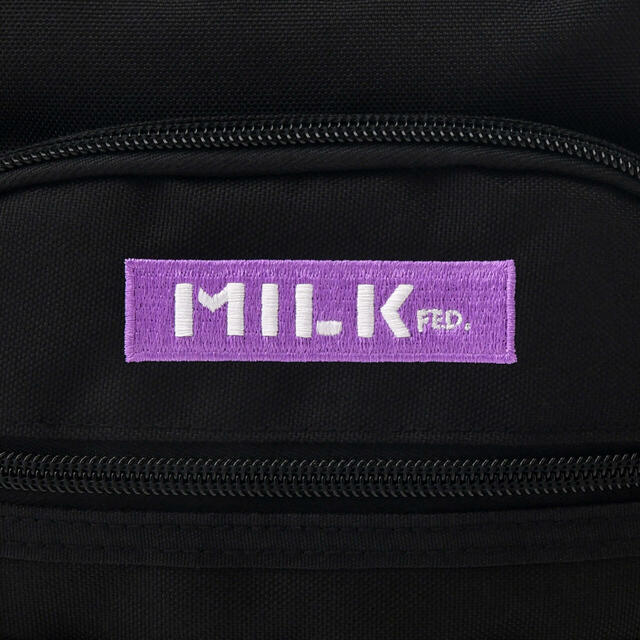 【MILKFED.】デイジー ショルダーバッグ チャーム・ポーチ・カラビナ付き 6,600円