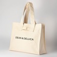 【DEAN & DELUCA「ワイングロサリーバッグ」】サイズ：約幅45cm×高さ35cm×マチ17cm　価格：6,600円（税込み）