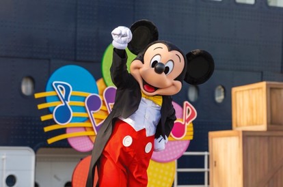 東京ディズニーリゾート】みんなで踊る「ジャンボリミッキー!」コロナ