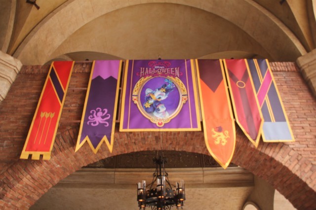 メディテレーニアン・ハーバー ヴィランズデコレーション