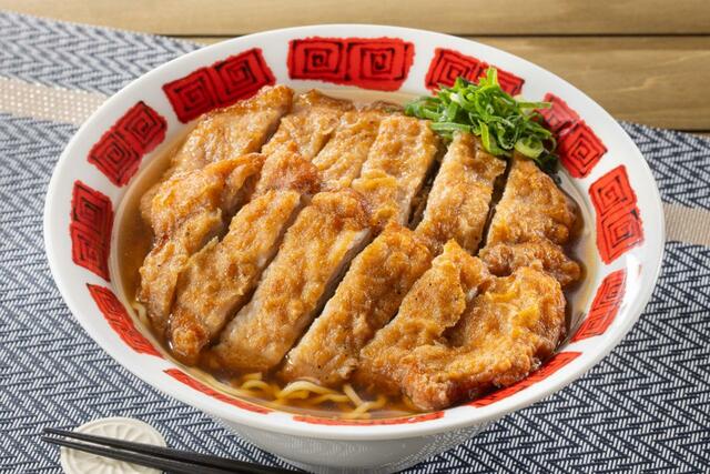 「W排骨麺（ダブルパイクーメン）」＜999円（税込1,099円）＞【バーミヤンが「台湾展（タイワンフェア）」開催】