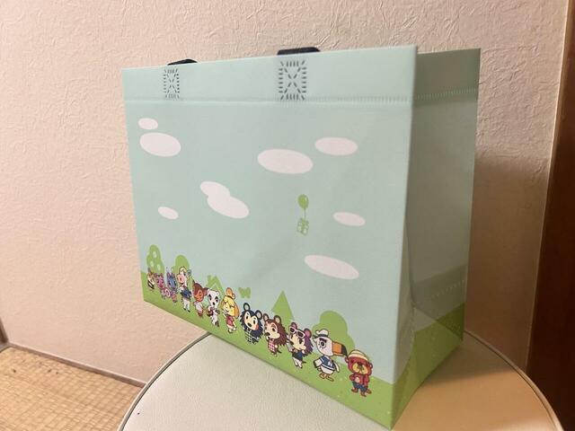 【ファミリーマート　『あつまれ　どうぶつの森』キャンペーン】　しっかりと自立するの荷物の出し入れがしやすく便利！