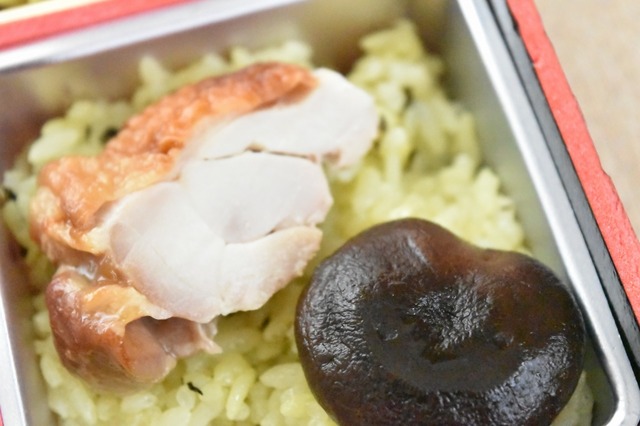 人気のお鉢弁当はご飯がモチモチ！