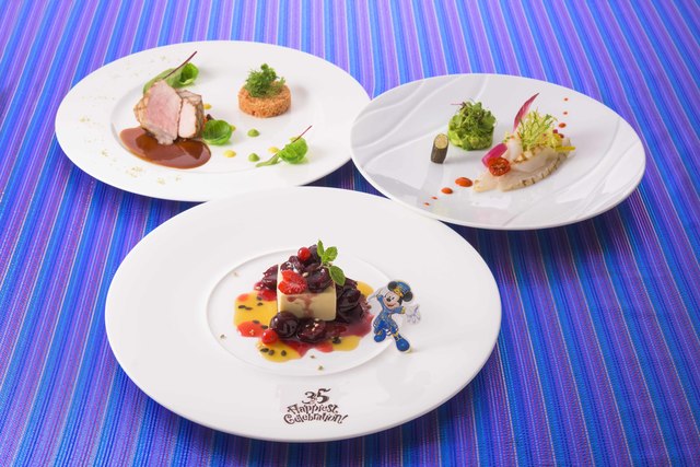 Tokyo Disney Resort 35th“Happiest Celebration! ”エンパイア・グリル・ランチ 4,500円|ディズニーアンバサダーホテル「エンパイア・グリル」
