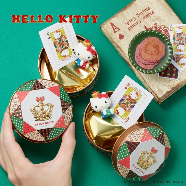【ハローキティ「ハローキティのトランプ缶」】お菓子とフィギュア、ステッカー入り