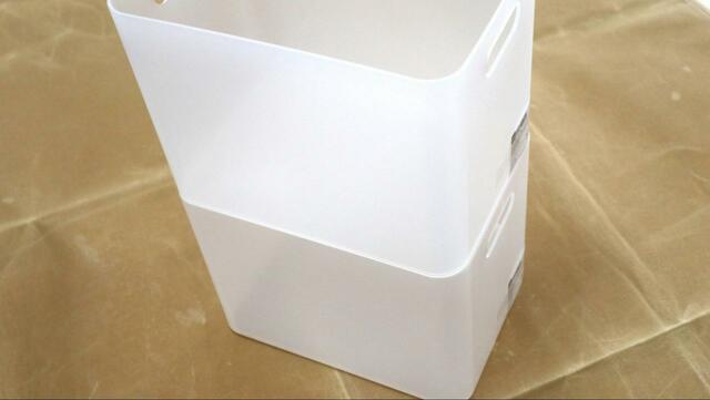 【ダイソー 積み重ね収納ボックス 深型】積み重ねてもしっかり安定