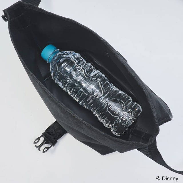 500mLのペットボトルがすっぽり入るサイズ