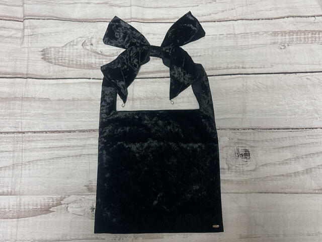 ビッグリボンが小粋な、ベロアリボントートバッグ／税込3,300円