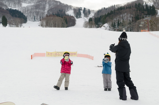 タングラムスキー& ボードスクール(SAJ)|タングラム斑尾「タングラムスキーサーカス」