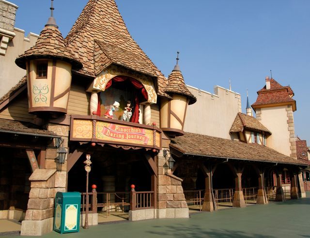 ピノキオの冒険旅行|座高が高ければ楽しめるアトラクション|東京ディズニーランド