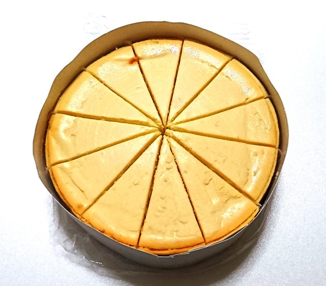 ザ・チーズケーキ・ファクトリー オリジナルチーズケーキ　1.81kg　2480円