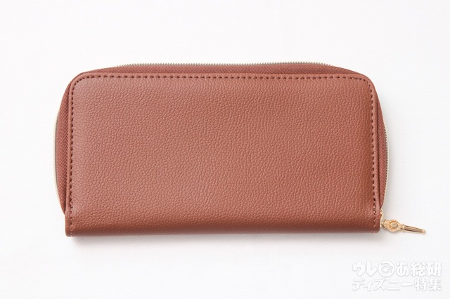 『Disney ツイステッドワンダーランド COLLECTION BOOK LONG WALLET』2,970円(税込)