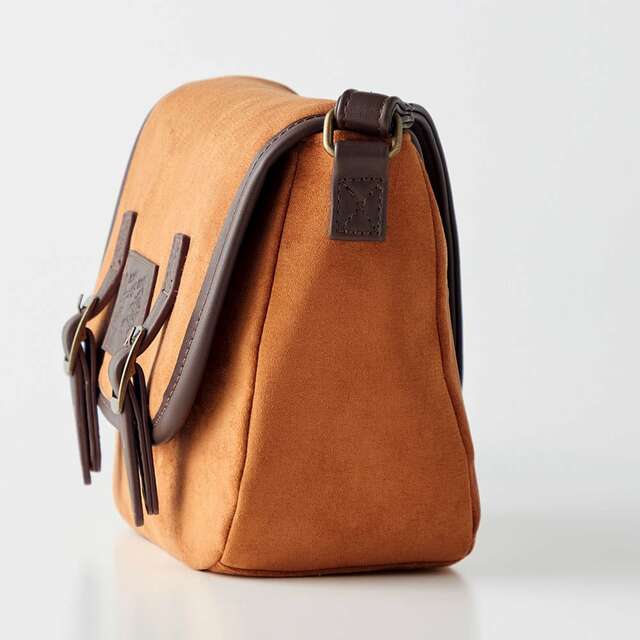 ヌバック調ショルダーバッグ「チップ＆デール」｜￥6,990 （税込）