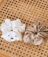 【miffy/earth フェイス刺繍シュシュ】カラー：Ivory/Brown（価格：1,650円）
