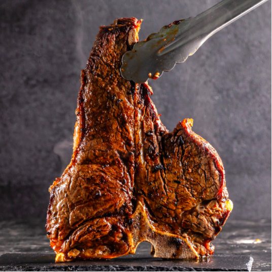 USDAチョイス　Tボーンステーキ　600g