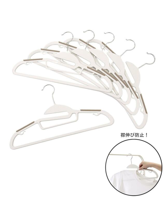 【3COINS（スリーコインズ）】2位「伸び防止ハンガー6本セット」330円（税込）