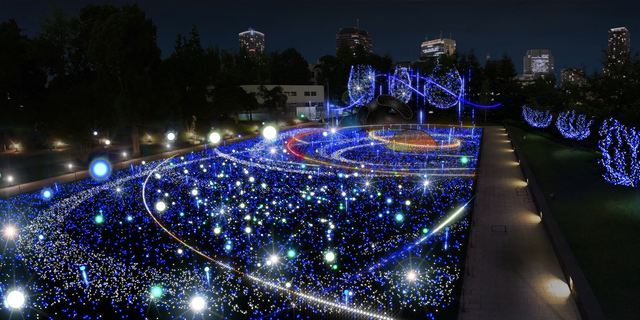 宇宙をイメージした「スターライトガーデン 2015」。新装置導入でさらに華やかに（東京ミッドタウン）