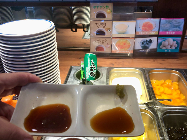 【ステーキガスト　超粗びきステーキバーグ約120g×2】ゆずポン酢、照り焼きソース、ガーリックソースなど、追加でソースをチョイスできます