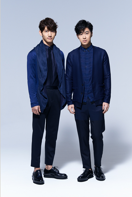 東方神起　左からチャンミン、ユンホ