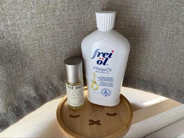 【GLOW 2022年3月号増刊 miffy お顔コースター 2個セット】お気に入りのコスメや香水も置ける